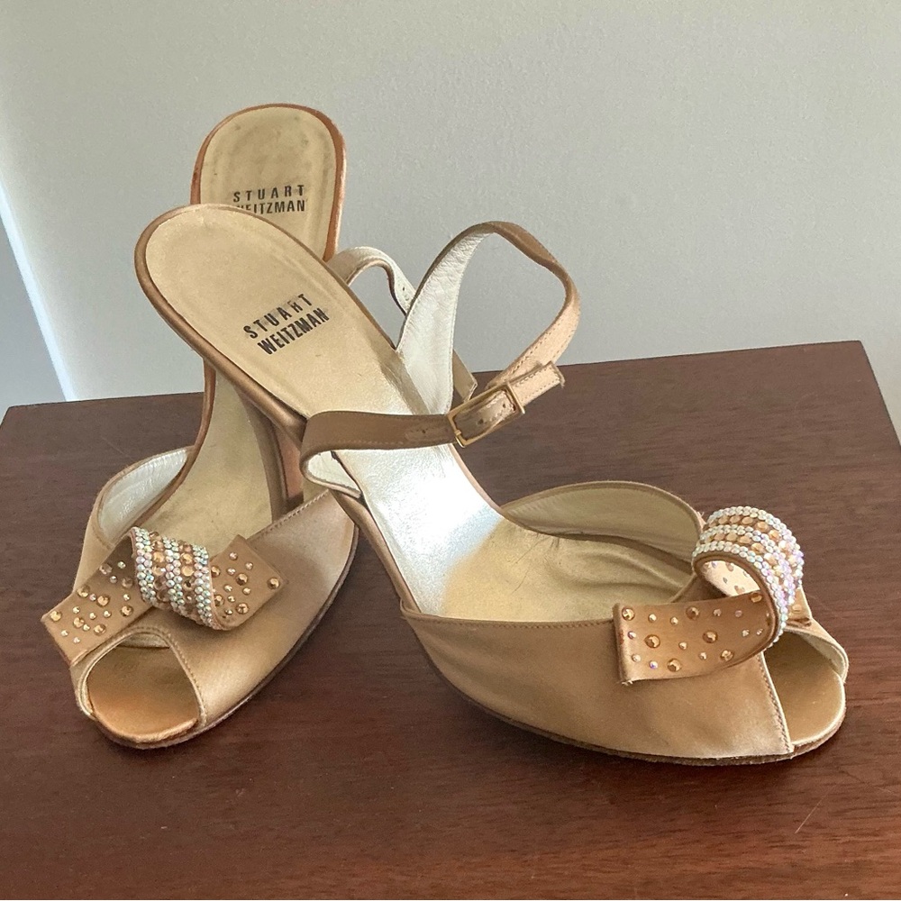 Stuart Weitzman Gold Crystal Embellished Heels - Picture 2 of 3